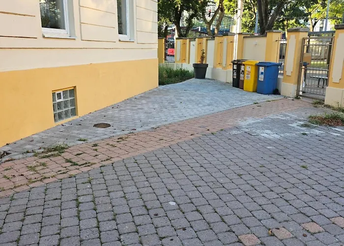 Fendi Deluxe * Bratislava